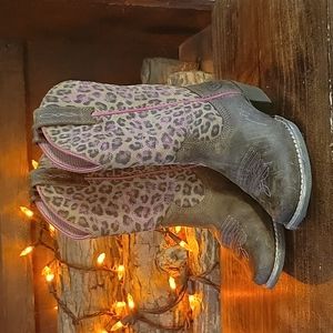 Size 8.5 toddler Ariat Cowgirl boots